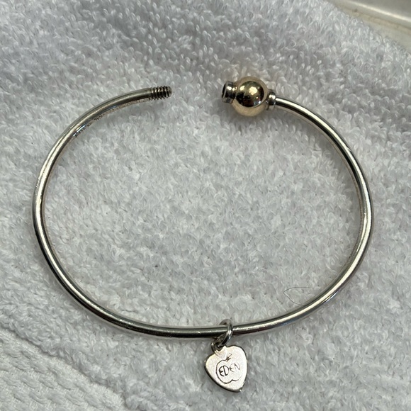 Eden Hand Arts gold ball cape cod bracelet with hang tag - Picture 9 of 14